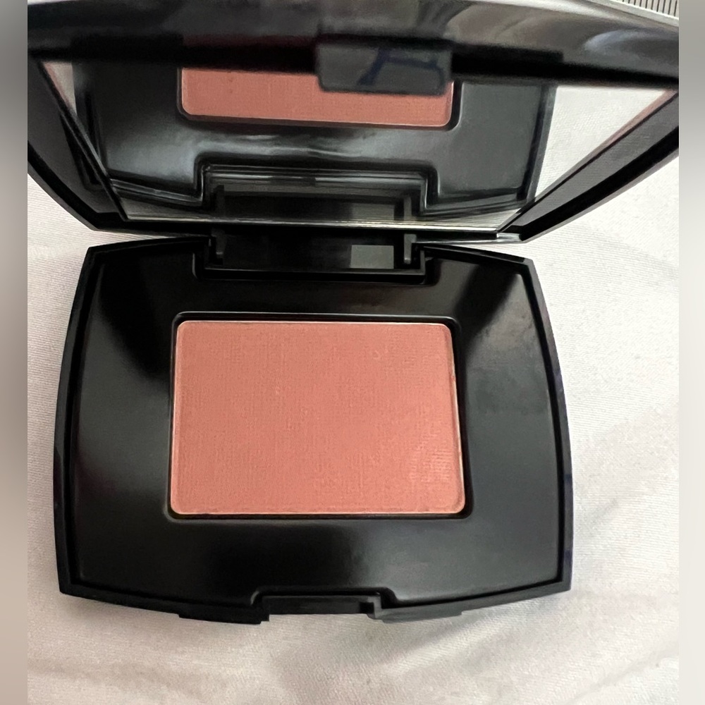Lancome Blush Subtil- powder Blush sheer Amourose